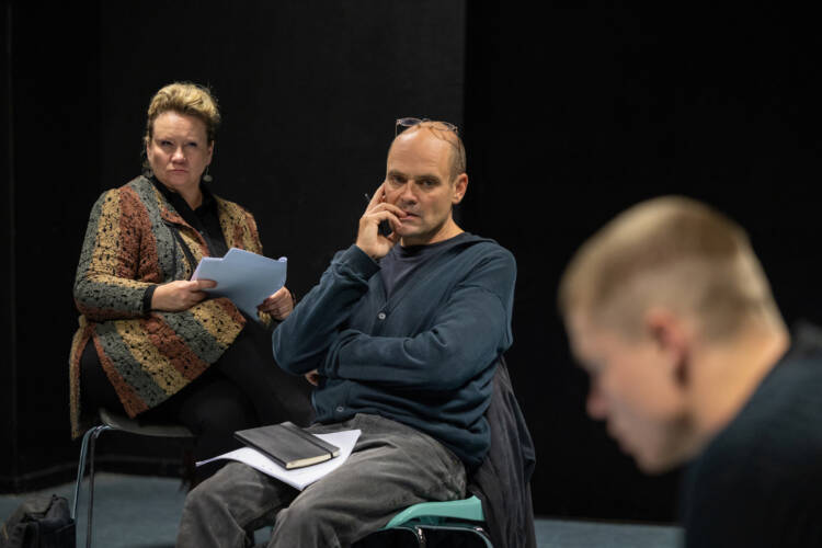 Pressure Point 1 Isa Stenberg Maria Sid Lars Noren David Dencik and Ola Svensson Linus Gustafsson c Niklas Maupoix SVT