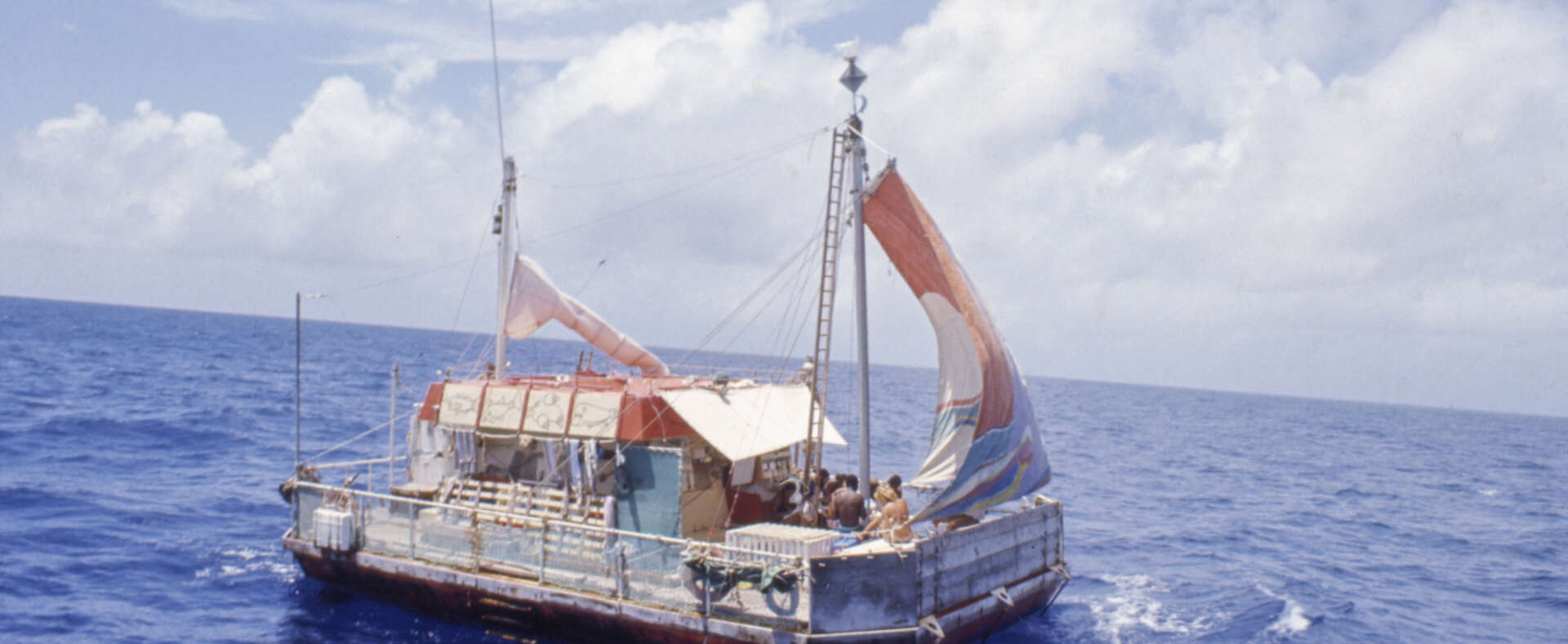 the-raft-marcus-lindeen-discusses-one-of-the-strangest-scientific