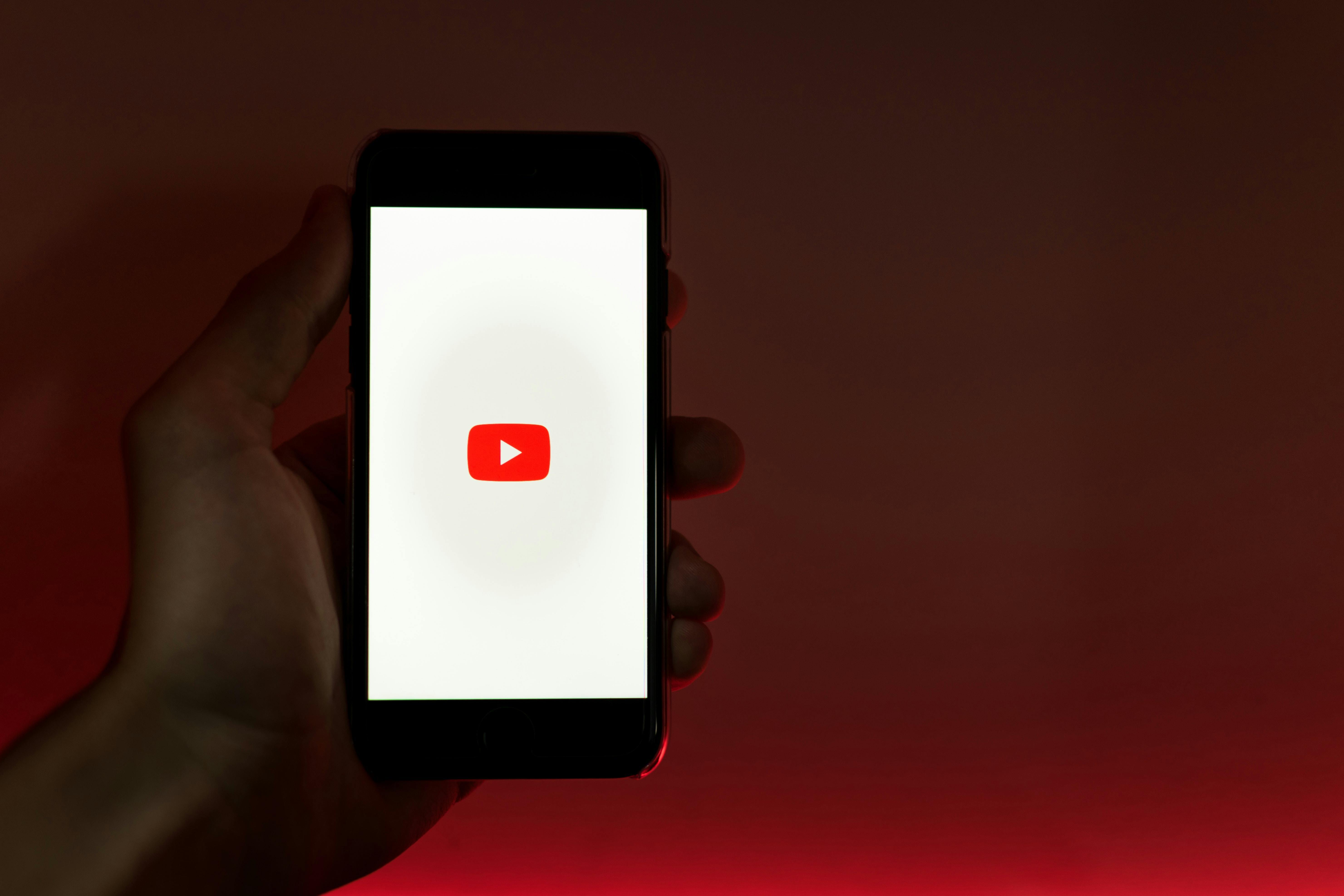 Why Nordic public service is drifting toward YouTube © Pexels, Viktor Szabo
